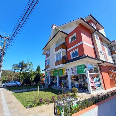 Gramado - Apartamento Aconchegante Com Lareira E Churrasqueira Exterior foto